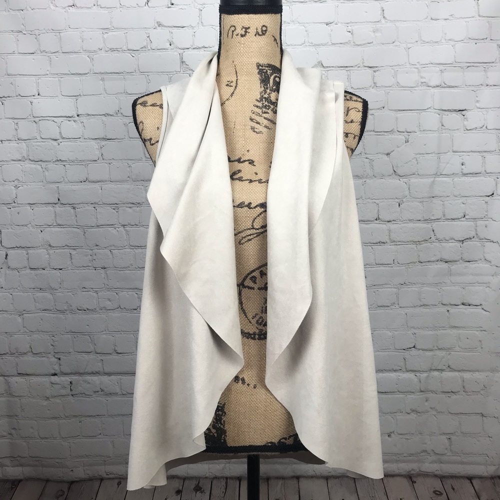 [She & Sky] Cream Faux Suede Vest